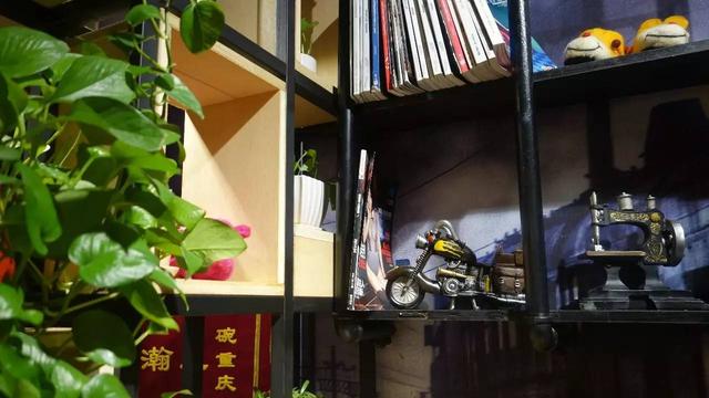 ̽��ʯ���f�������^�ܰ����ؑcС���